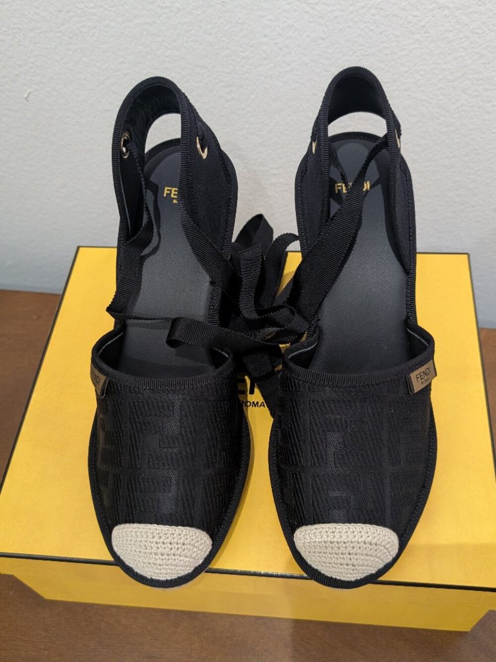 NWT Fendi Zeppa Black Canvas Lace Up Espadrille Wedge Sandals EU 41 w/Box
